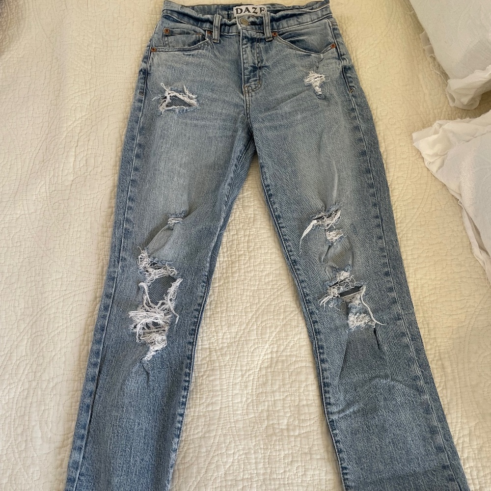 DAZE Ripped Jeans - Picture 2 of 5